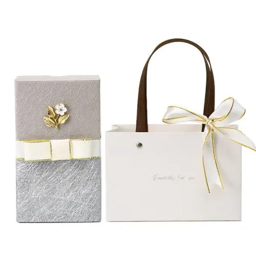 Wholesale Hot Selling Custom Logo Handmade Rigid Cover And Tray Cardboard Packing Gift Box With Handle