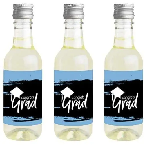 Étiquettes Mini Vin et Champagne - Best is Yet to Come - Bleu Clair - Célébration de Graduation - Cadeau pour Femmes et Hommes - Set de 16 Étiquettes Mini Vin et Champagne - Best is Yet to Come - Bleu Clair - Célébration de Graduation - Cadeau pour Femmes et Hommes - Set de 16