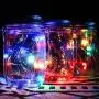 Guirlande Lumineuse Solarée en Mason Jars, 6 LED (6 Suspensions Inclus/Pas de Mason Jar), 5 Couleurs, Lanternes Suspendues Étanches pour Jardin, Patio, Adaptées aux Mason Jars Réguliers Guirlande Lumineuse Solarée en Mason Jars, 6 LED (6 Suspensions Inclus/Pas de Mason Jar), 5 Couleurs, Lanternes Suspendues Étanches pour Jardin, Patio, Adaptées aux Mason Jars Réguliers