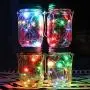 Guirlande Lumineuse Solarée en Mason Jars, 6 LED (6 Suspensions Inclus/Pas de Mason Jar), 5 Couleurs, Lanternes Suspendues Étanches pour Jardin, Patio, Adaptées aux Mason Jars Réguliers Guirlande Lumineuse Solarée en Mason Jars, 6 LED (6 Suspensions Inclus/Pas de Mason Jar), 5 Couleurs, Lanternes Suspendues Étanches pour Jardin, Patio, Adaptées aux Mason Jars Réguliers